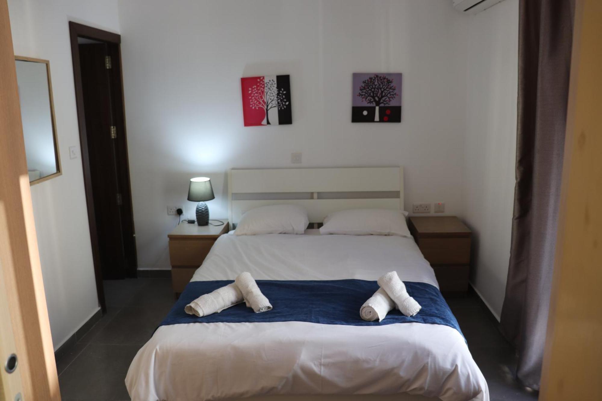 St Julians Sliema Penthouse 3 Minutes Walk From Seafront Apartment Exterior foto