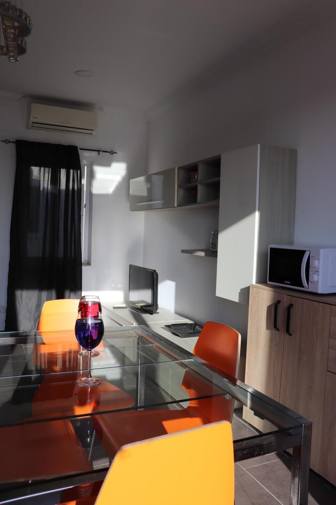 St Julians Sliema Penthouse 3 Minutes Walk From Seafront Apartment Exterior foto