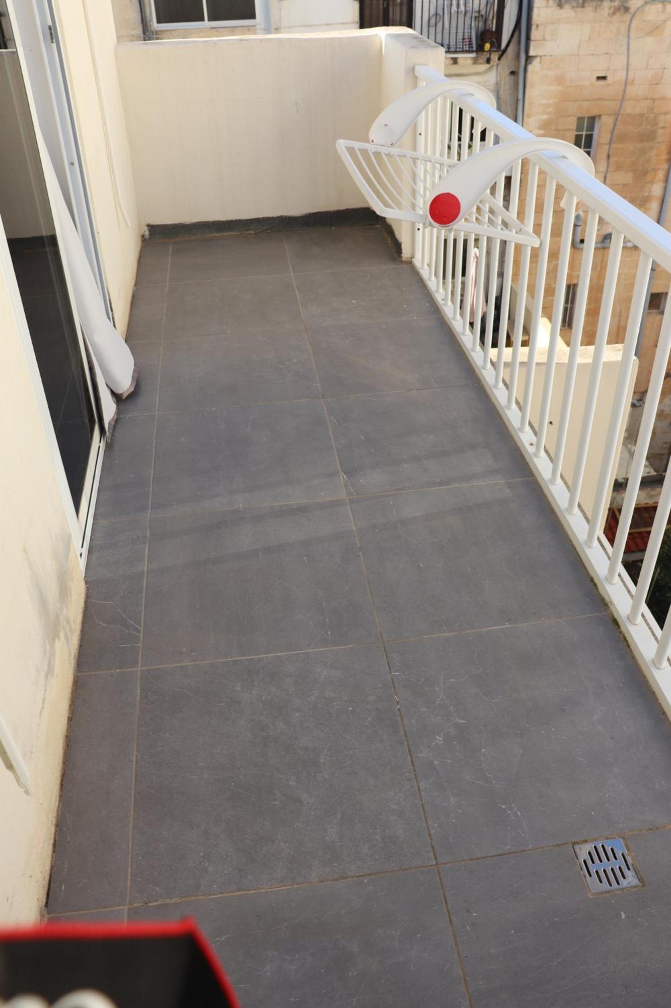 St Julians Sliema Penthouse 3 Minutes Walk From Seafront Apartment Exterior foto