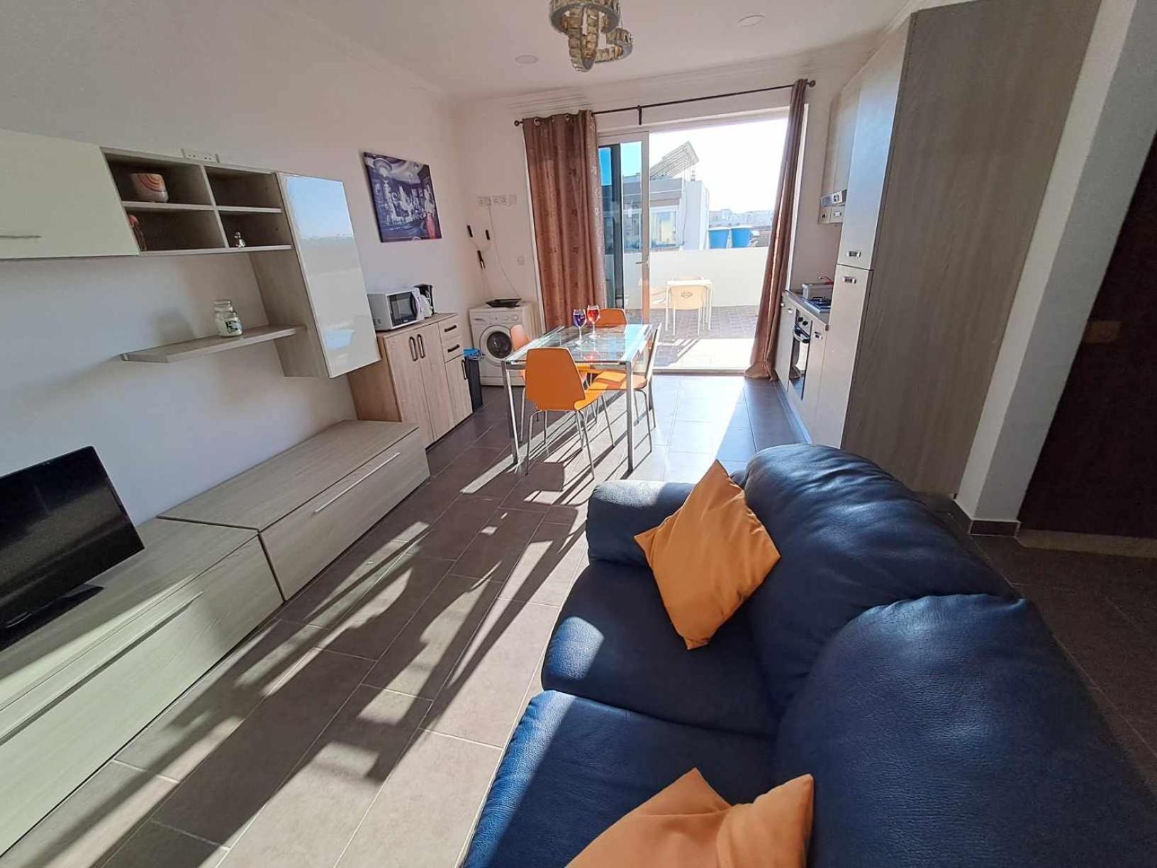 St Julians Sliema Penthouse 3 Minutes Walk From Seafront Apartment Exterior foto