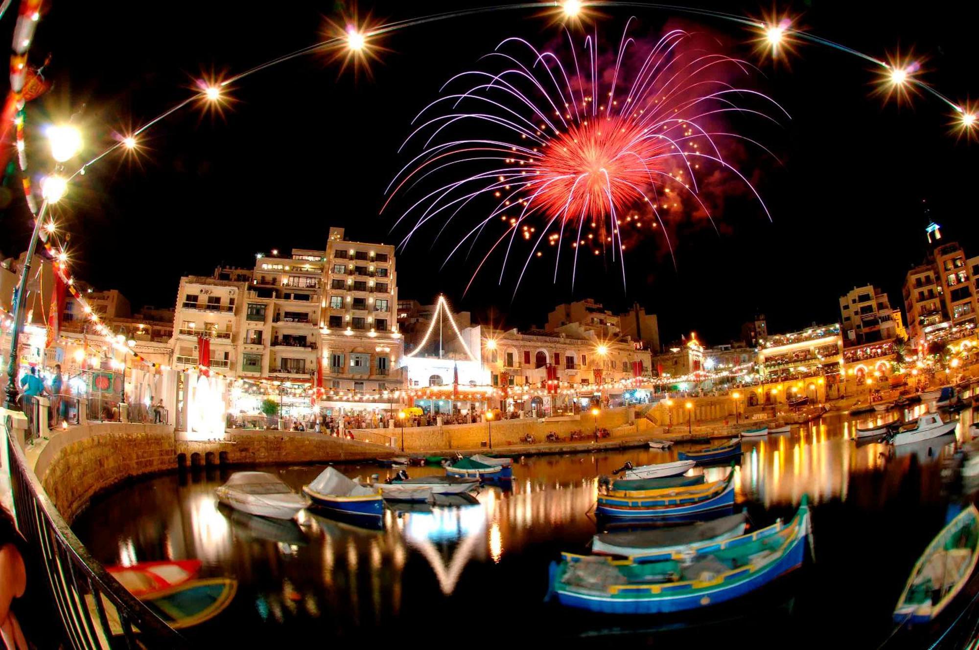 St Julians Sliema Penthouse 3 Minutes Walk From Seafront Apartment Exterior foto
