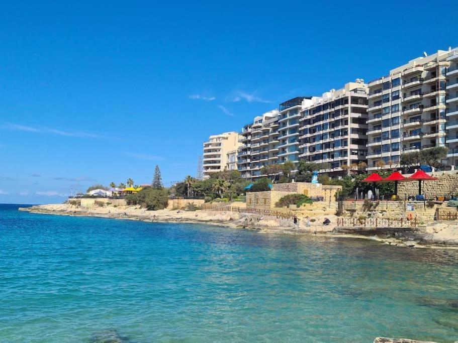 St Julians Sliema Penthouse 3 Minutes Walk From Seafront Apartment Exterior foto